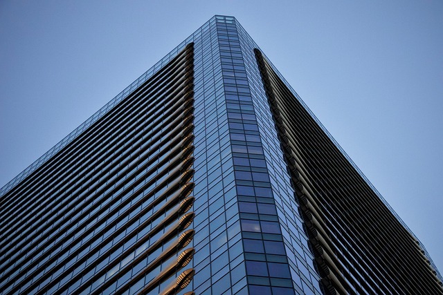 Dallas, Steel building