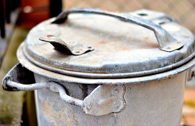 garbage disposal grinding