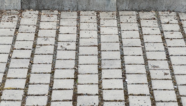 cobblestone paving