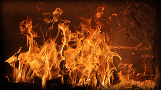 gas-fireplace-line-640x480-38838753.jpeg