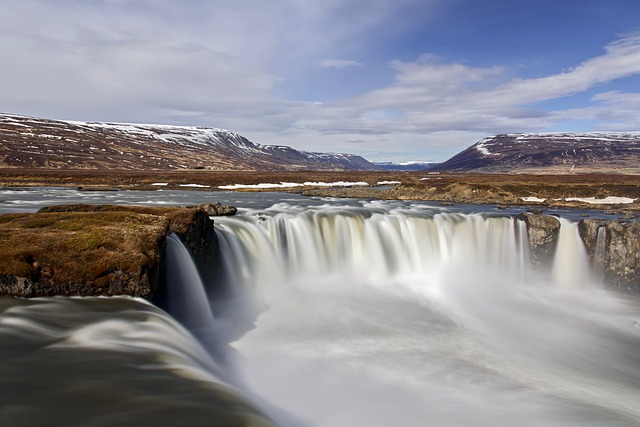 low-flow-toilet-640x480-48453248.jpeg
