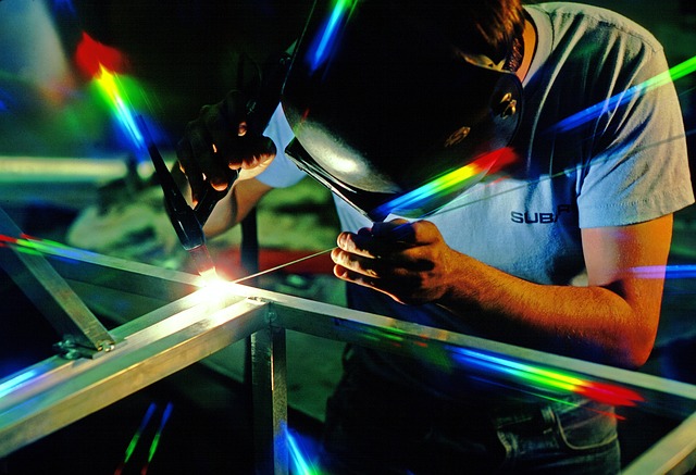 manufacturing-plumbing-640x480-12422131.jpeg