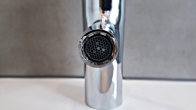 water-heater-drain-valve-640x480-98740884.jpeg