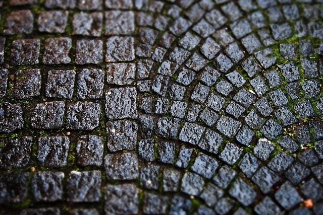 cobblestone paving