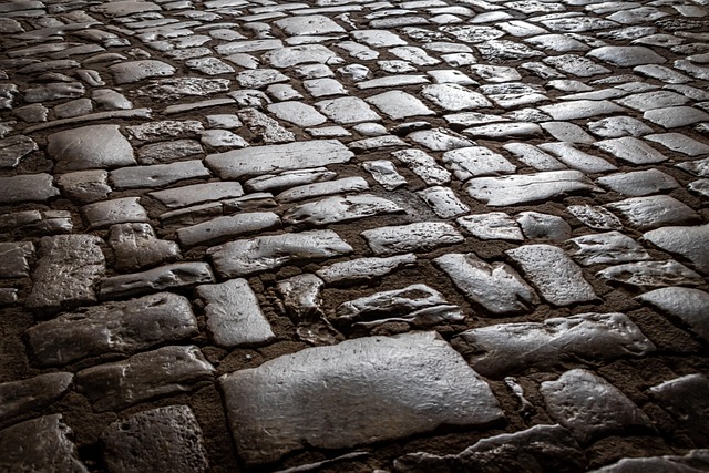 cobblestone-paving-640x480-92219527.jpeg