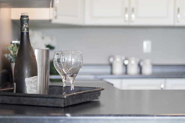 countertop-water-filter-640x480-75103407.jpeg