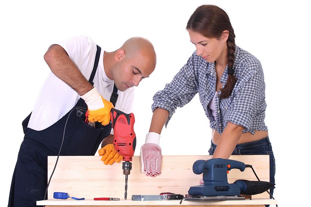 electrical-contractor-advertising-640x480-90061461.jpeg
