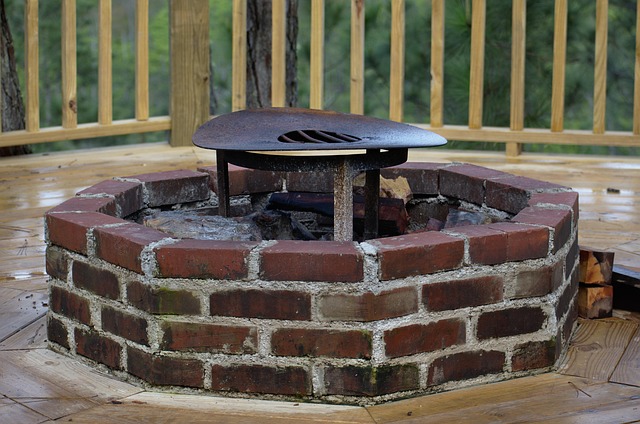 gas-fireplace-line-640x480-10985484.jpeg