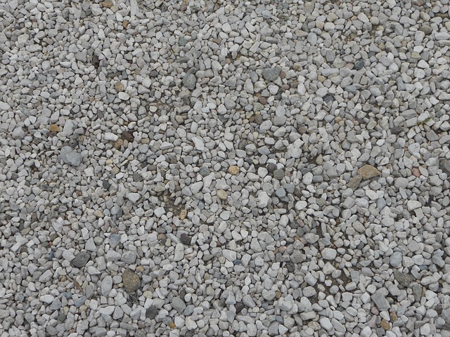 gravel-driveway-contractors-640x480-4891589.jpeg