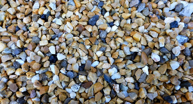 gravel-driveway-contractors-640x480-50569818.jpeg