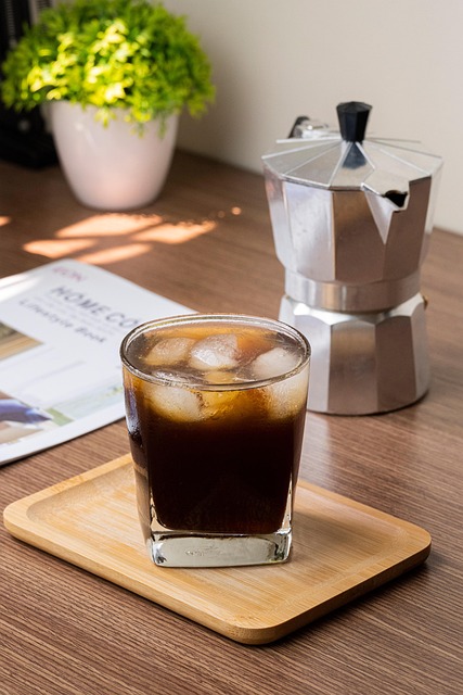 ice-maker-line-640x480-80378213.jpeg