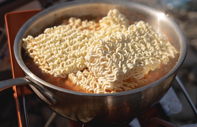 instant-hot-water-640x480-13308907.jpeg