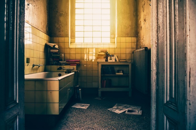 soaking-tub-installation-640x480-68415768.jpeg