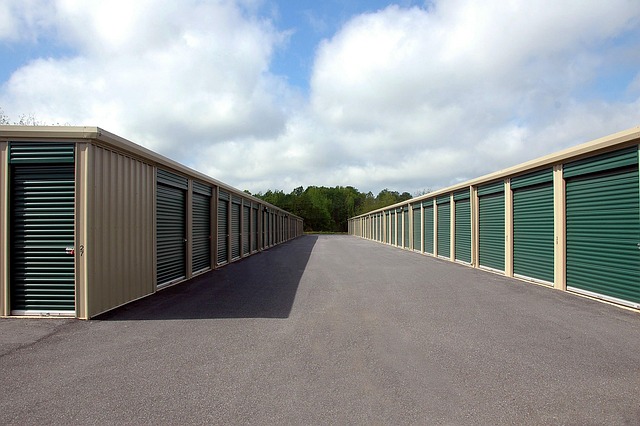 tar chip driveway installation
