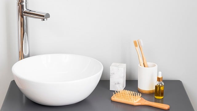 bathroom-faucet-repair-640x480-13890264.jpeg