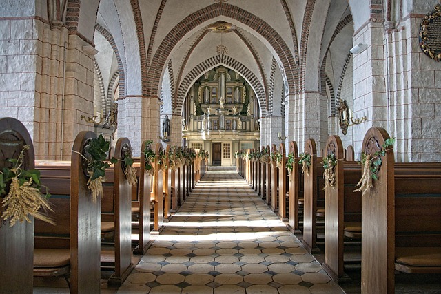 church-plumbing-640x480-94184662.jpeg