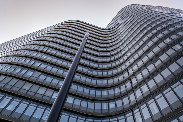 office-building-plumbing-640x480-71870679.jpeg