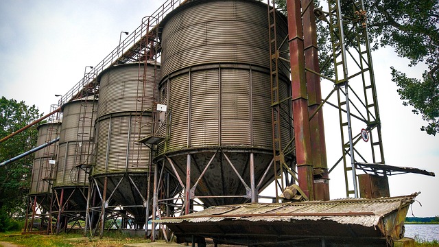 continuous-feed-disposal-640x480-4250290.jpeg
