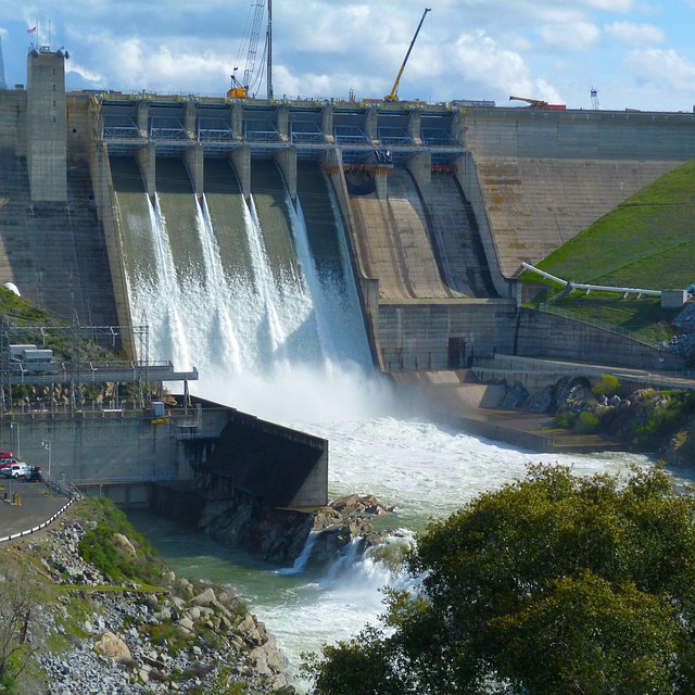 drain-overflow-640x480-49396474.jpeg