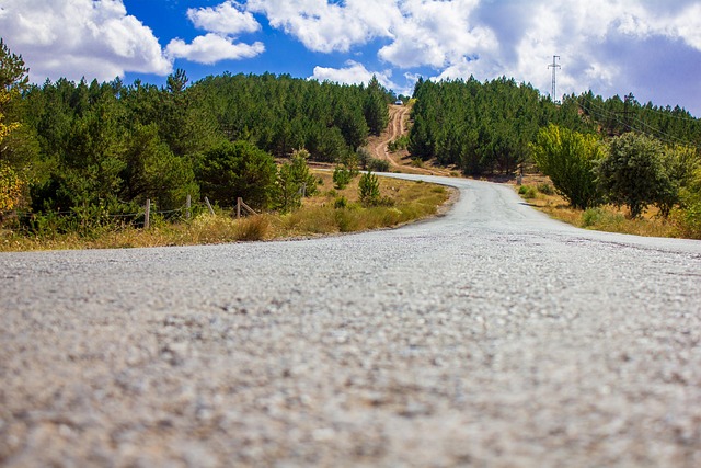 gravel driveway contractors