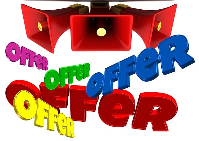 online-advertising-services-640x480-79980968.jpeg