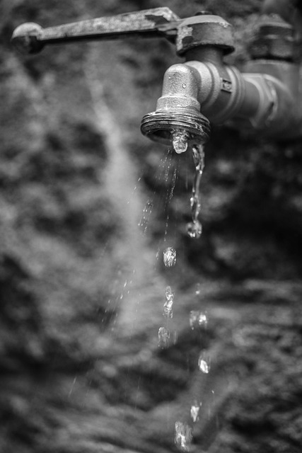 touchless-faucet-640x480-70915410.jpeg