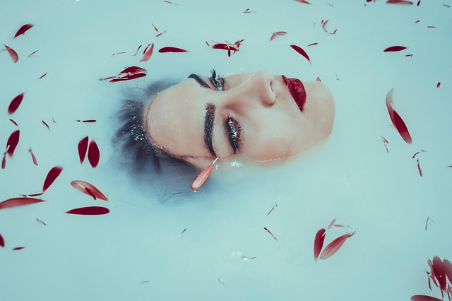 bathtub-repair-640x480-13470355.jpeg