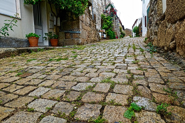 cobblestone paving