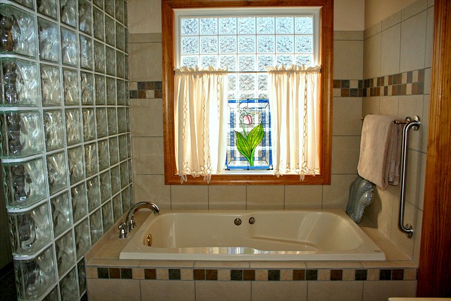 freestanding tub