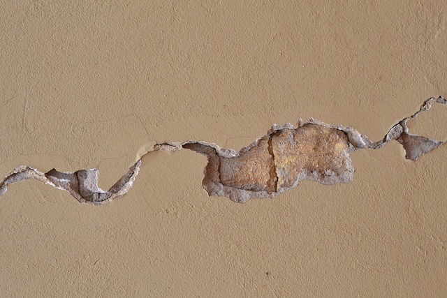 cracked pipe repair