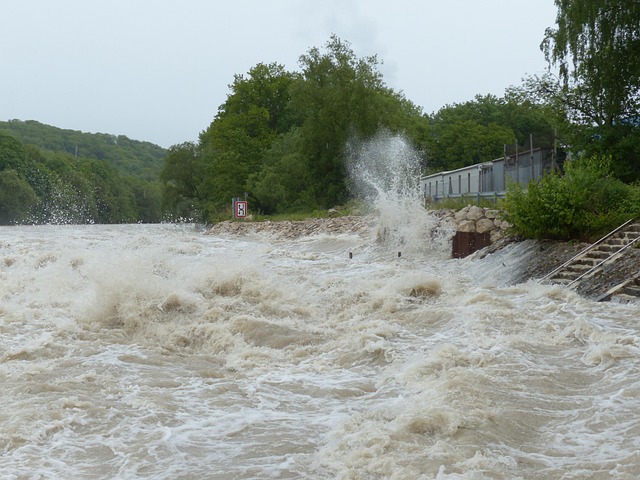 flood-cleanup-plumbing-640x480-39118320.jpeg
