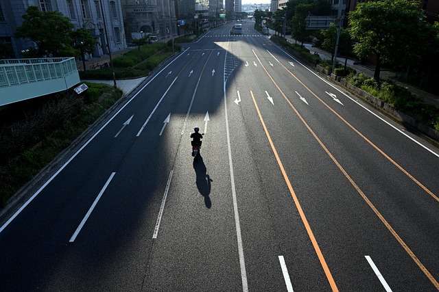 pavement-marking-640x480-48180536.jpeg